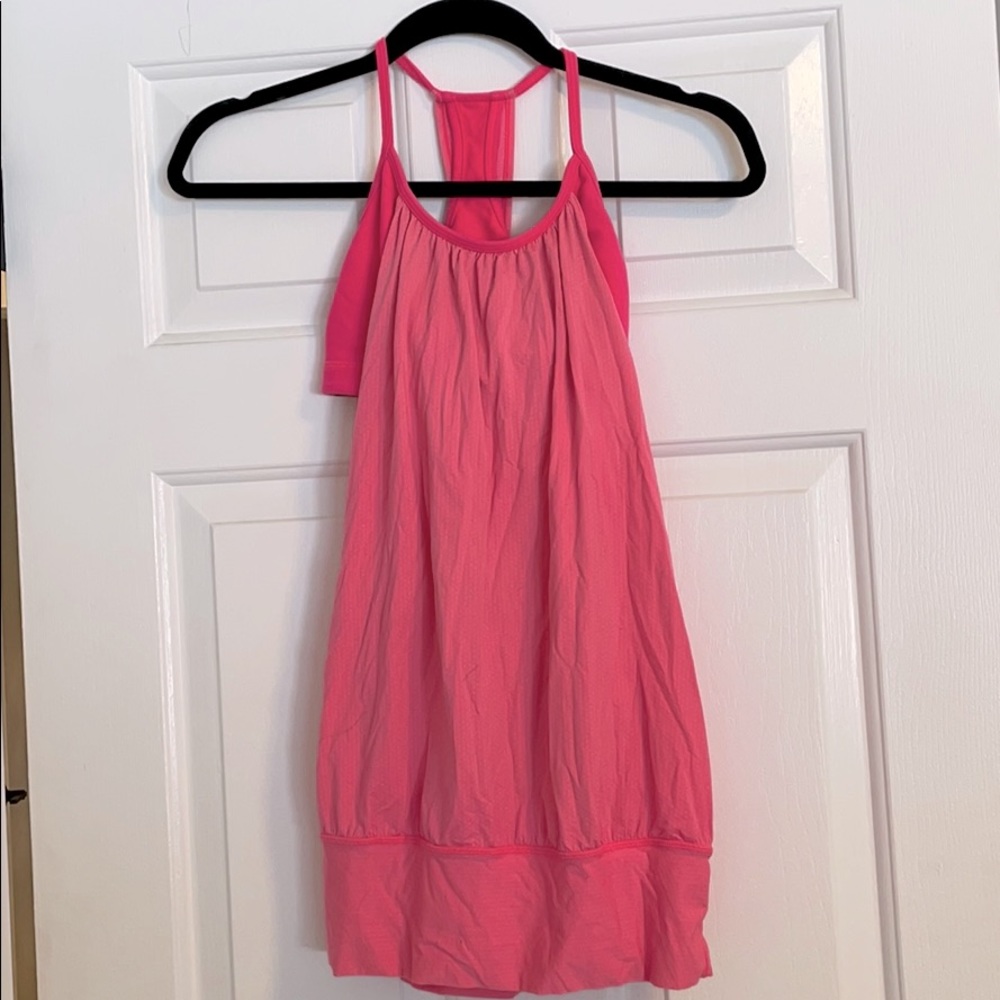 Lululemon top with built in bra